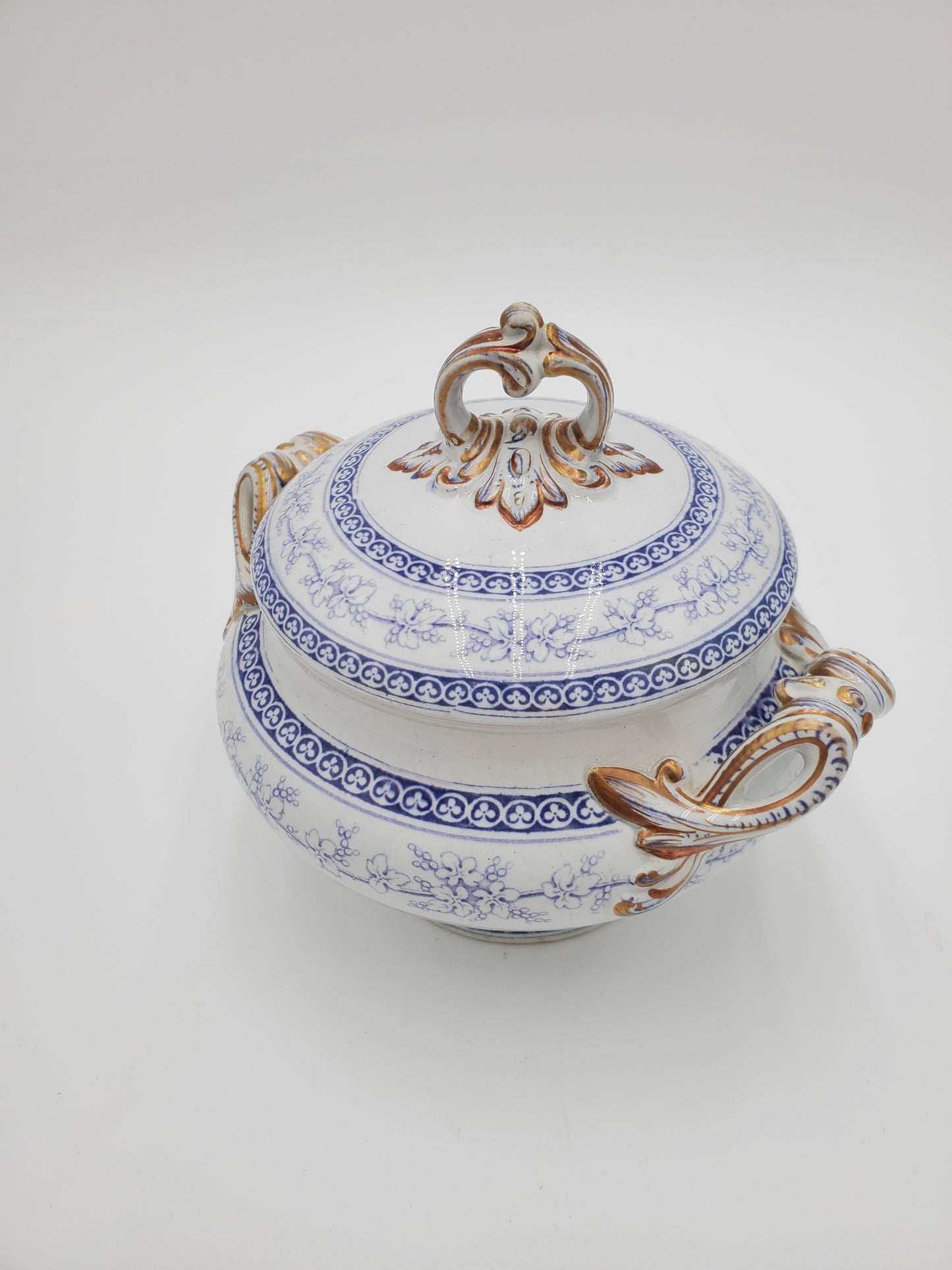 Antique Blue and White Transferware Soup Tureen