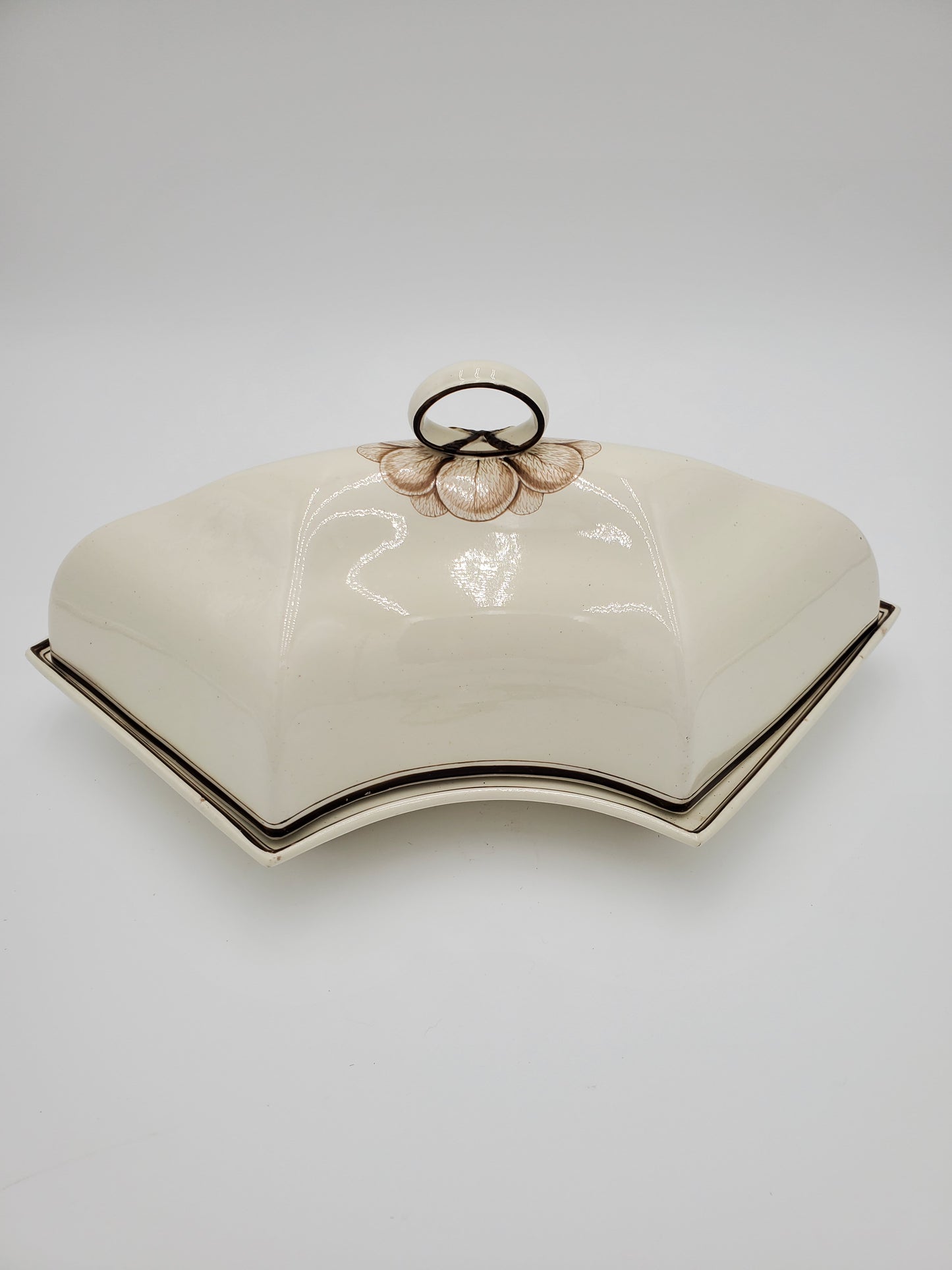 Antique Wedgwood Creamware Lidded Dish