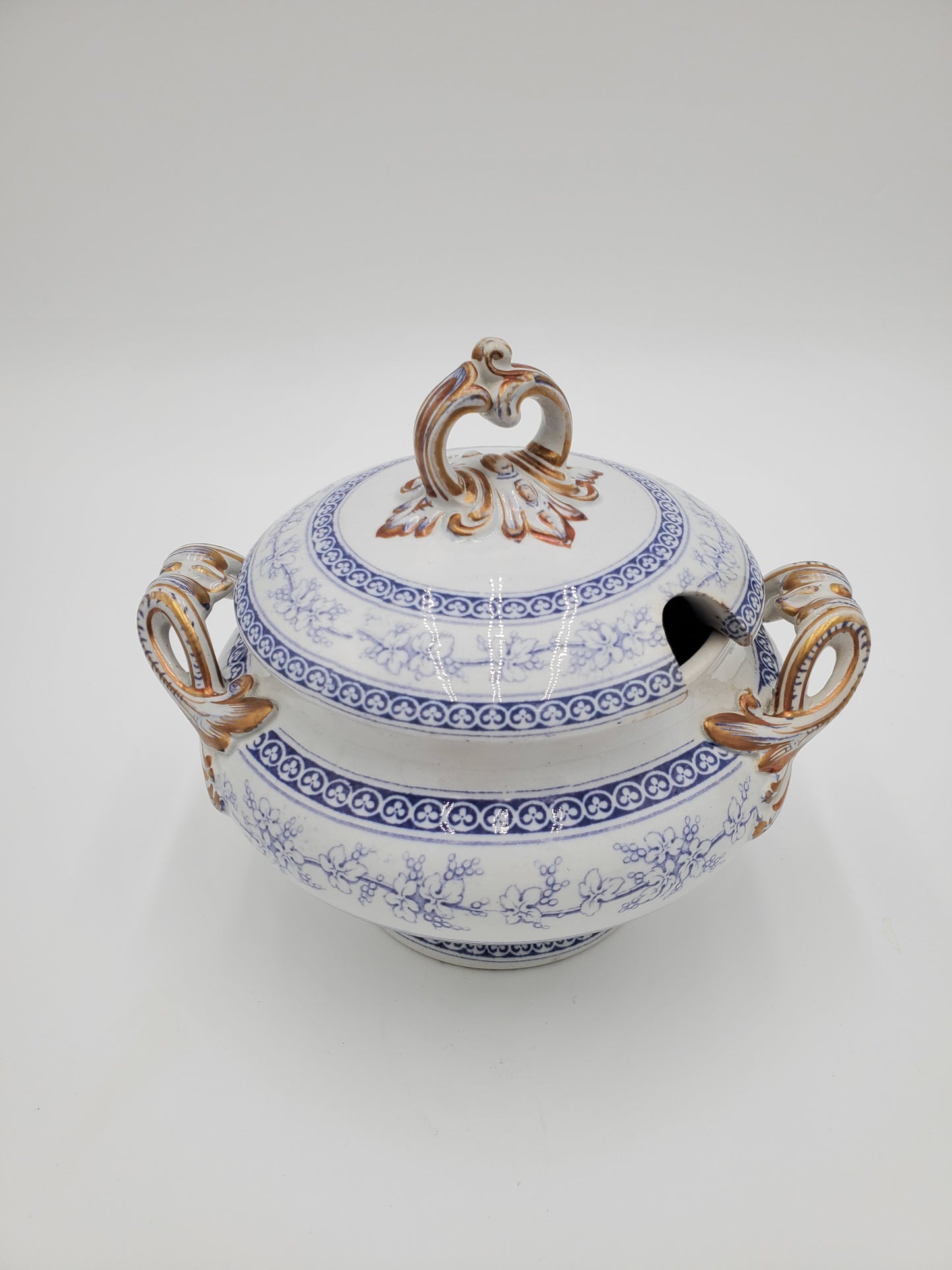 Antique Blue and White Transferware Soup Tureen