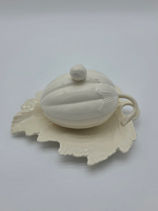 Wedgwood Etruria Creamware Lidded Squash Dish/Tureen