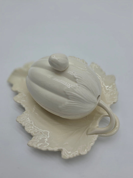 Wedgwood Etruria Creamware Lidded Squash Dish/Tureen
