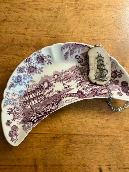 Royal Staffordshire "Tonquin" Bone Dish